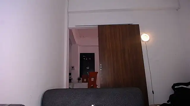 yselahot online show from 9, 2, 2026