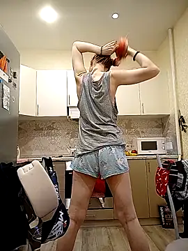  Sweet Love  online show from 11, 11, 2025