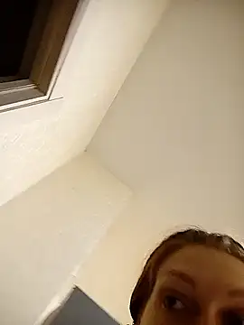  Sweet Love  online show from 17, 10, 2025