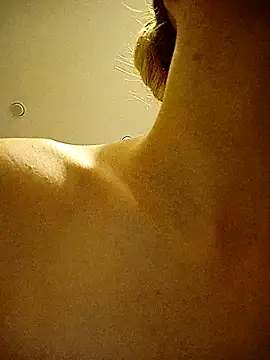  Sweet Love  online show from 23, 9, 2025