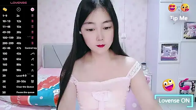 Elvira baby online show from 8, 4, 2026