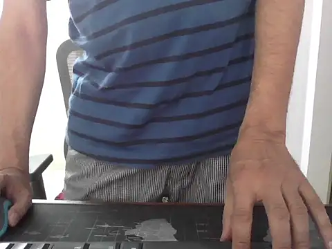 mrose8080 online show from 26, 3, 2026