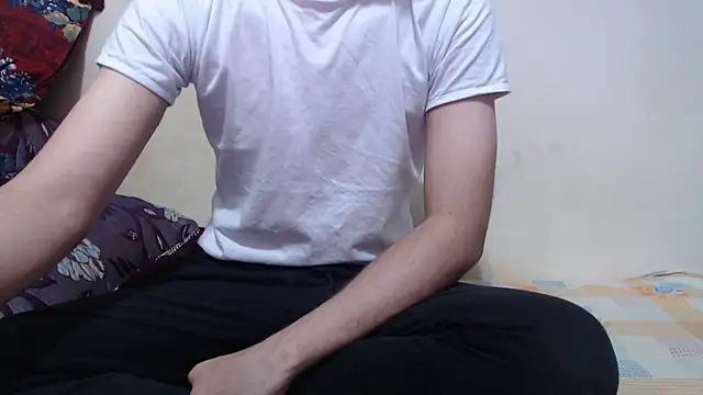 Alexdelarge323 online show from 6, 5, 2026