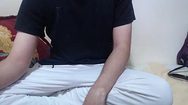 Snapshot of Alexdelarge323 chatting on 15, 6, 2026 Alexdelarge323 online show from 15, 6, 2026