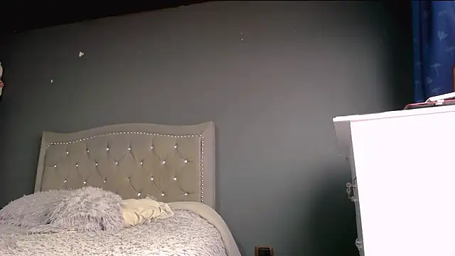 jessi 4 online show from 12, 3, 2025