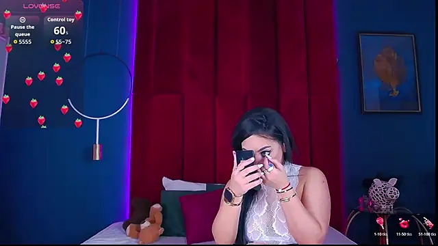 MadyLuxxx online show from 4, 4, 2026