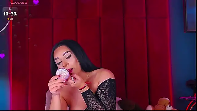 MadyLuxxx online show from 11, 11, 2025