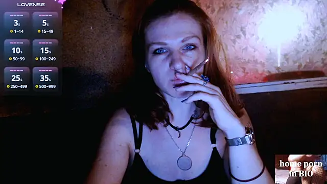 Cassie Wild online show from 23, 10, 2025