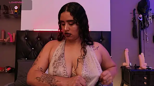 MariaGaitan online show from 9, 2, 2026