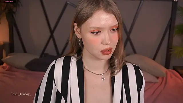 Snapshot of TataCoy chatting on 3, 3, 2026 TataCoy online show from 3, 3, 2026