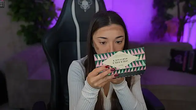 Jasmine Flow online show from 15, 11, 2025