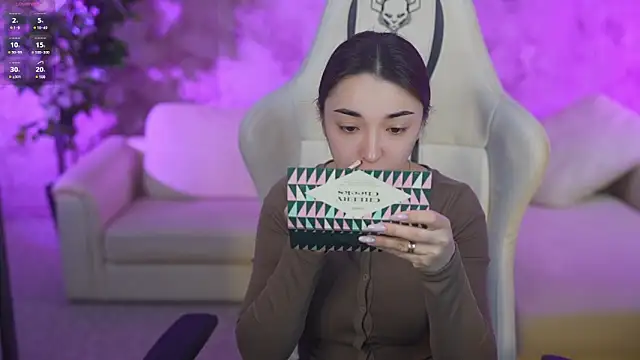 Jasmine Flow online show from 24, 2, 2025