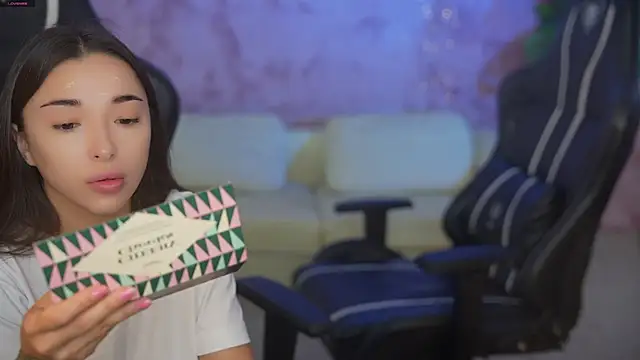 Jasmine Flow online show from 11, 9, 2025