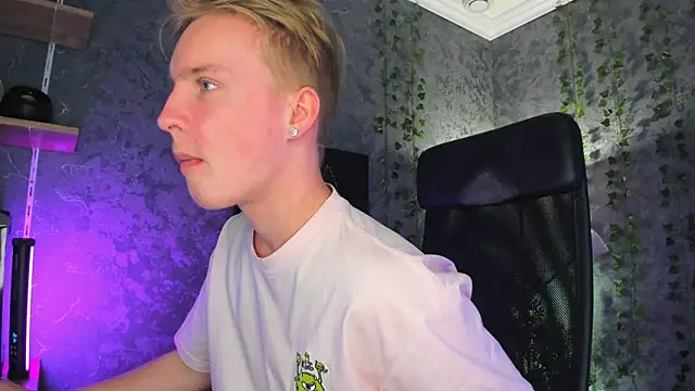 AlexxSweet online show from 18, 10, 2025