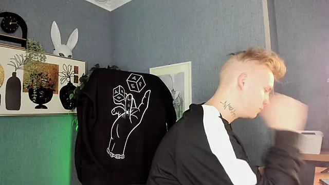 AlexxSweet online show from 20, 4, 2026