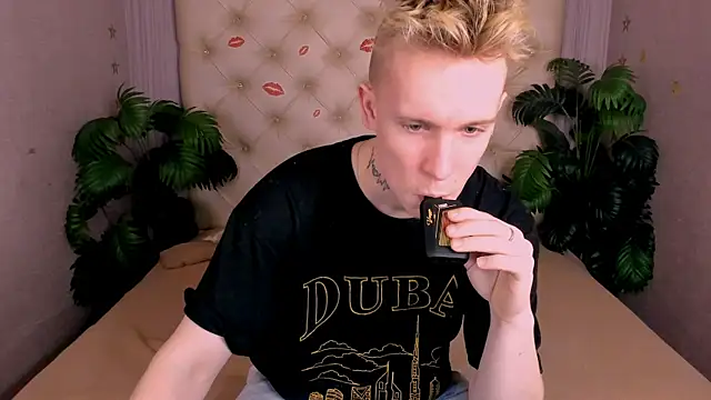 AlexxSweet online show from 6, 2, 2025