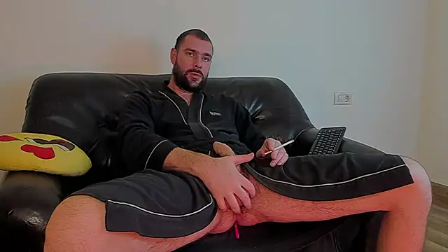 KingMalcom online show from 5, 10, 2025