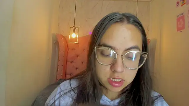 nalalye cruzz  online show from 1, 10, 2025