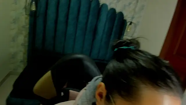 nalalye cruzz  online show from 11, 1, 2026