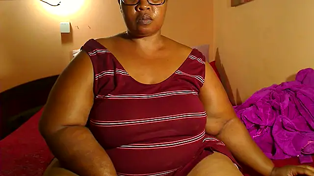 ZOQULUx online show from 5, 3, 2025