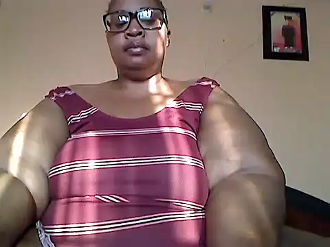 ZOQULUx online show from 12, 9, 2025