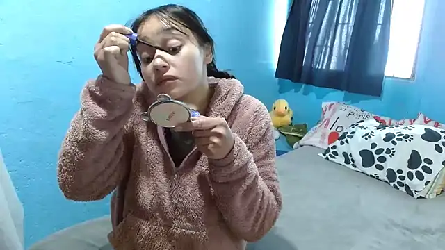 Snapshot of clarisse69 chatting on 24, 1, 2025 clarisse69 online show from 24, 1, 2025