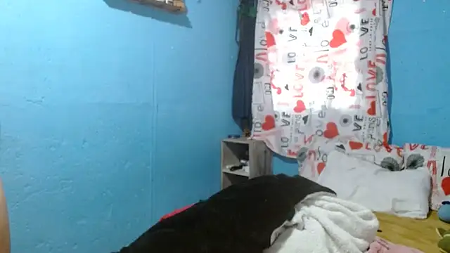 Snapshot of clarisse69 chatting on 13, 2, 2025 clarisse69 online show from 13, 2, 2025