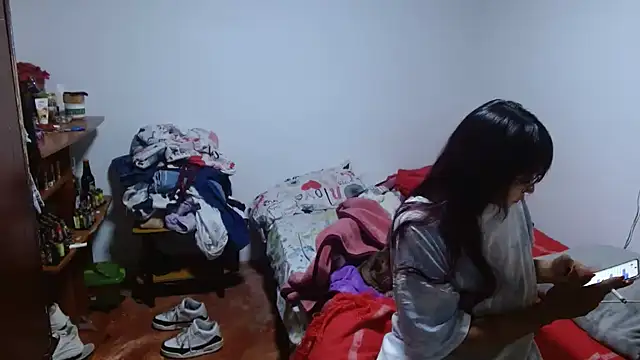 Snapshot of clarisse69 chatting on 7, 3, 2026 clarisse69 online show from 7, 3, 2026