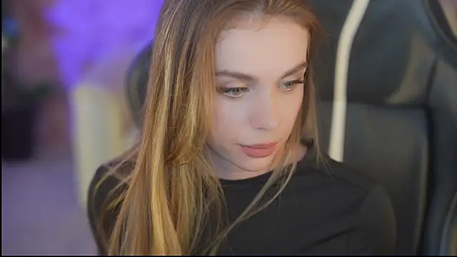 Anabelka054 online show from 4, 11, 2025