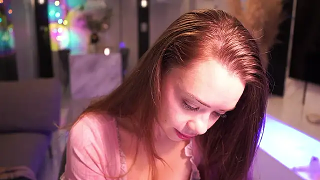 VixenMia online show from 23, 2, 2026