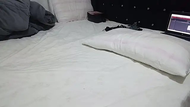 Nasty sweet ass online show from 11, 7, 2026