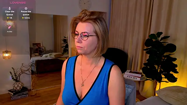 Annie Light online show from 4, 6, 2026