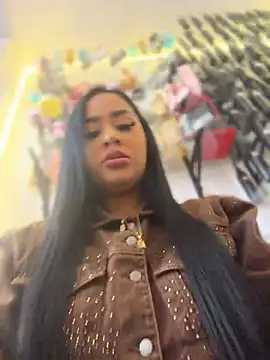 Luisa Fernandaa online show from 17, 7, 2026