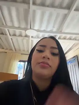 Luisa Fernandaa online show from 12, 4, 2026