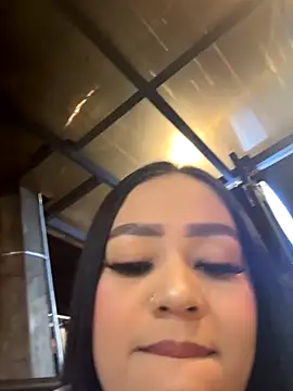 Luisa Fernandaa online show from 12, 11, 2025