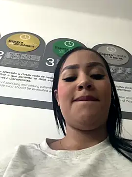 Luisa Fernandaa online show from 24, 9, 2025