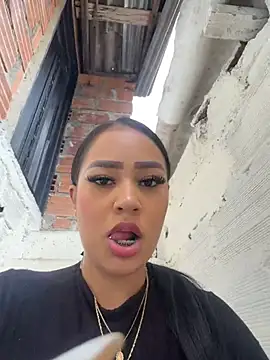 Luisa Fernandaa online show from 8, 5, 2026