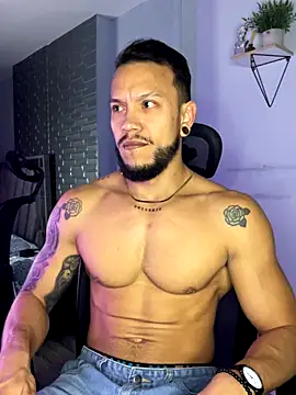 ARON TAYLER01 online show from 8, 11, 2025