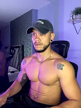 ARON TAYLER01 online show from 9, 9, 2025