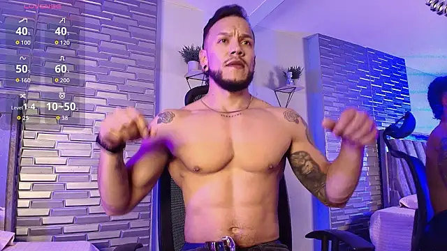 ARON TAYLER01 online show from 10, 3, 2026