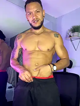 ARON TAYLER01 online show from 31, 10, 2025