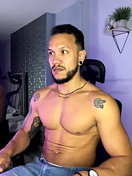 ARON TAYLER01 online show from 18, 11, 2025