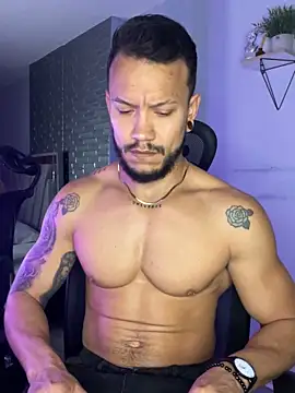 ARON TAYLER01 online show from 23, 11, 2025