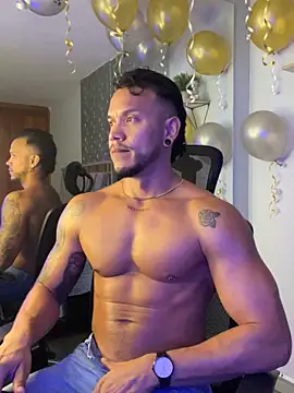 ARON TAYLER01 online show from 2, 3, 2025