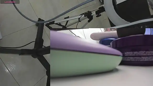 bellacutey  online show from 28, 2, 2025