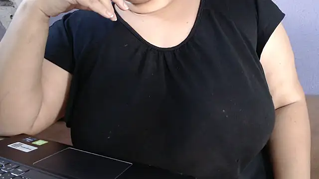 Snapshot of VanessaBBW1 chatting on 12, 2, 2026 VanessaBBW1 online show from 12, 2, 2026