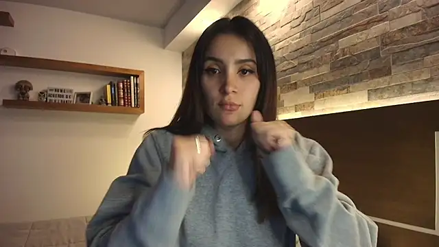 alicewilloww online show from 15, 10, 2025