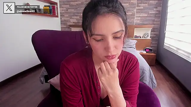 alicewilloww online show from 20, 9, 2025