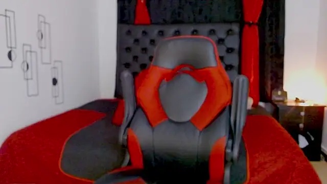 misslombana online show from 6, 11, 2025