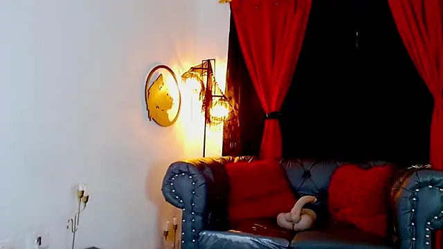 misslombana online show from 24, 5, 2026